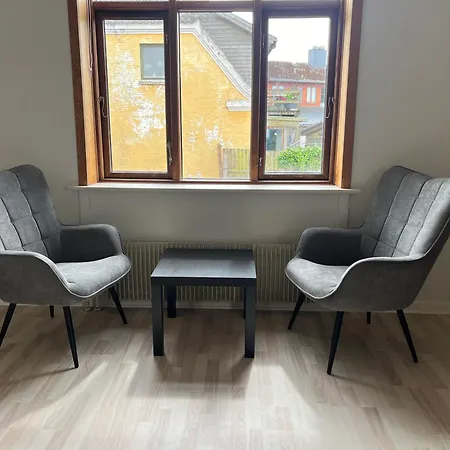 Folsted - Vaerelse 202 Fri Parkering Motel