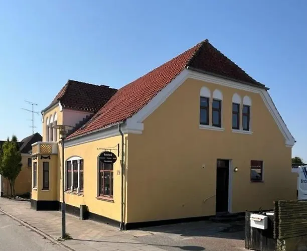 Folsted - 202 Fri Parkering * Bindslev